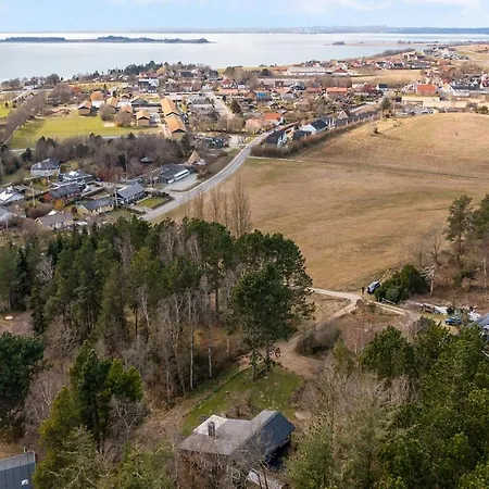 4 Bedroom Amazing In Knebel