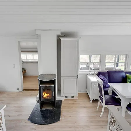 Holiday home 4 Bedroom Amazing In *