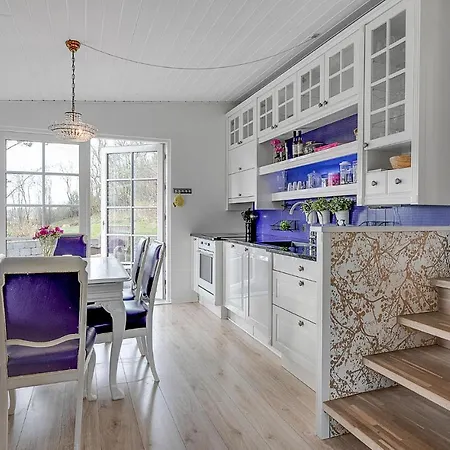 Ferienhaus 4 Bedroom Amazing In *