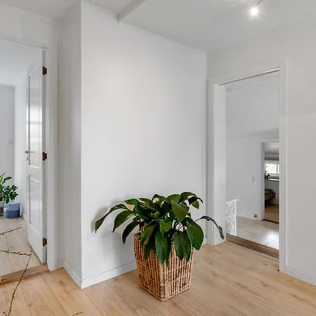 Ferienhaus 4 Bedroom Amazing In *