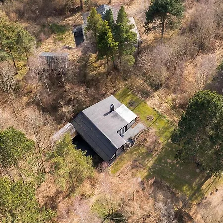4 Bedroom Amazing In Ferienhaus *